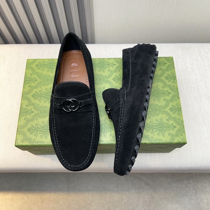 Gucci Premium Leather Loafers in Black Embossed Leather