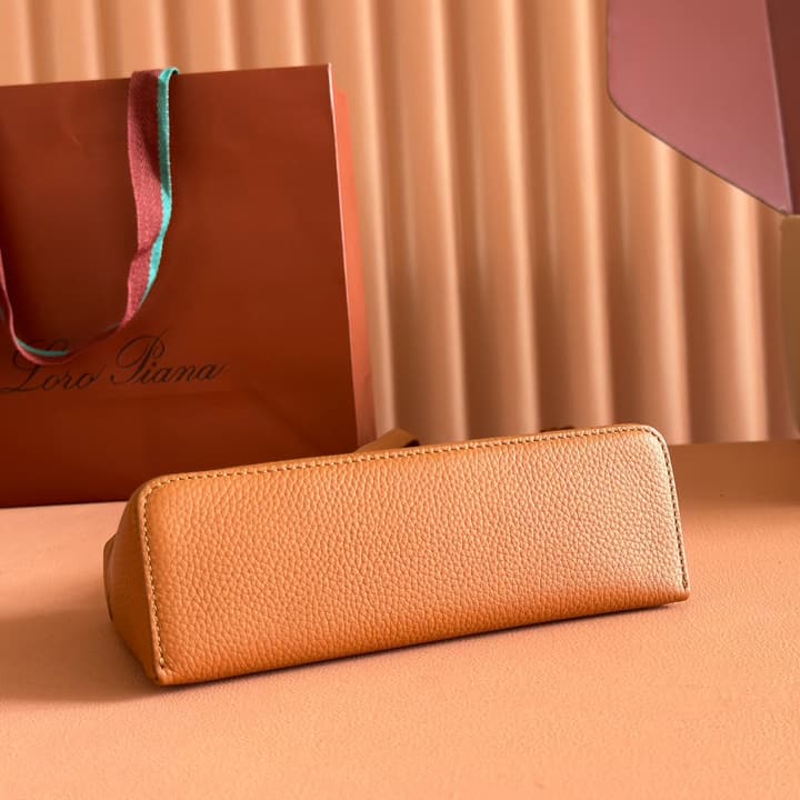 Loro Piana Extra Pocket L19 Handbag in Caramel Leather