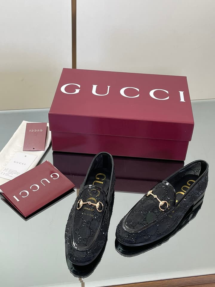 Gucci Patent Leather GG Crystal Loafers – FW25 in Black Patent Crystal Gg