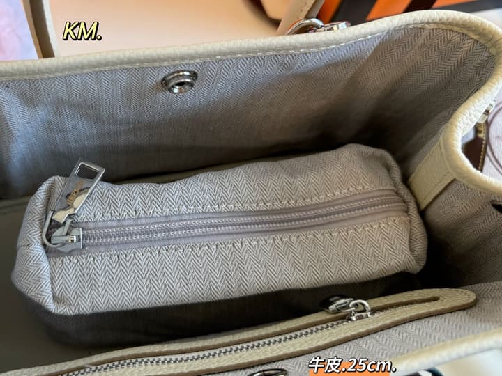 Hermès Garden Tote Bag in Black