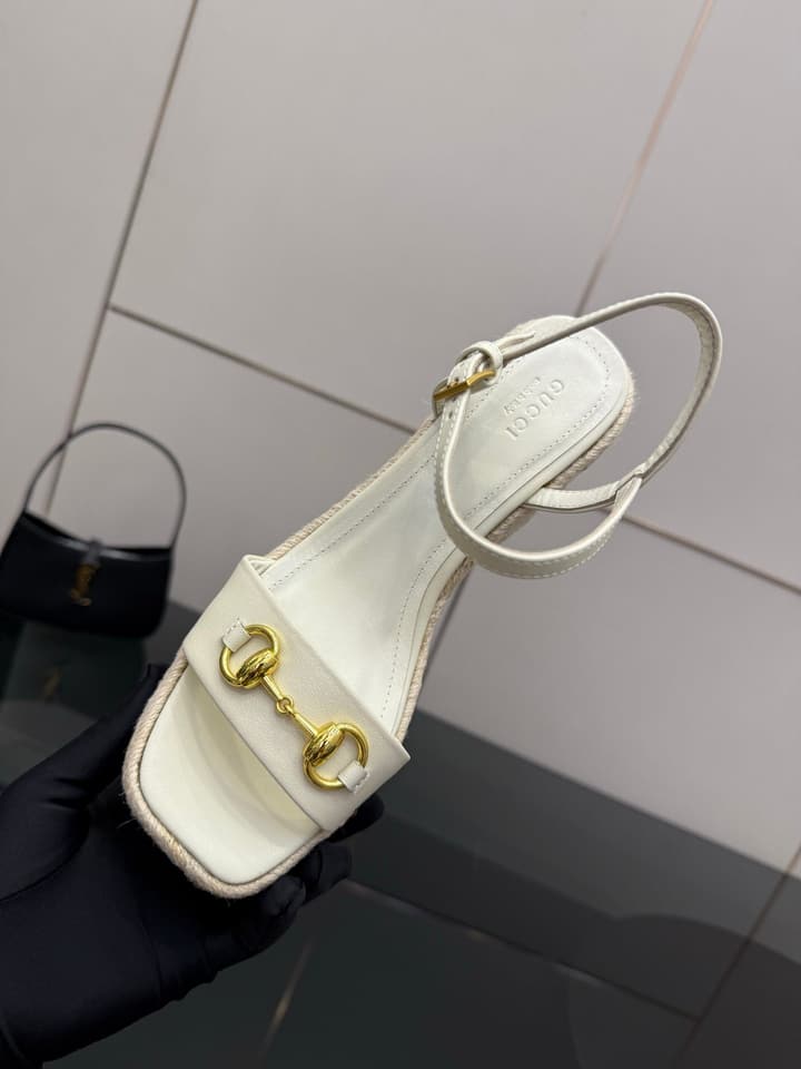 Gucci Horsebit Platform Sandals – 2025 Summer Collection in Black