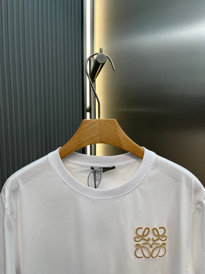Loewe Double Vine Embroidered Crewneck T-Shirt in Black