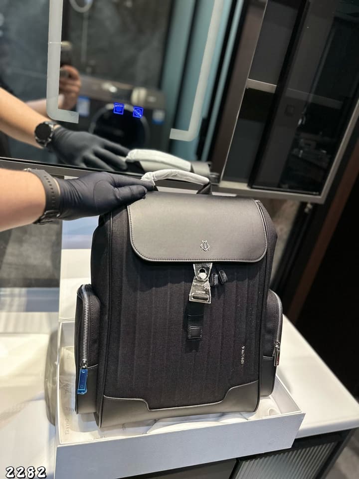 RIMOWA Never Still Large Men's Backpack in Dark Grey With Grey Flap