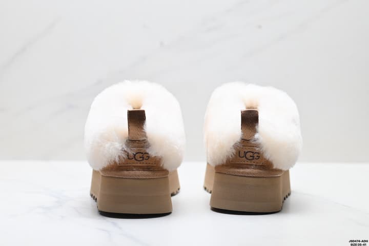 UGG Dakota Slip-On Snow Boots in Chestnut Suede