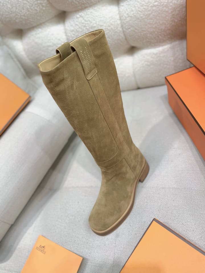 Hermès Horse H Knee-High Equestrian Boots in Black Leather