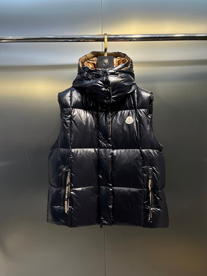 Moncler Parana Color-block Hooded Down Jacket – New Collection