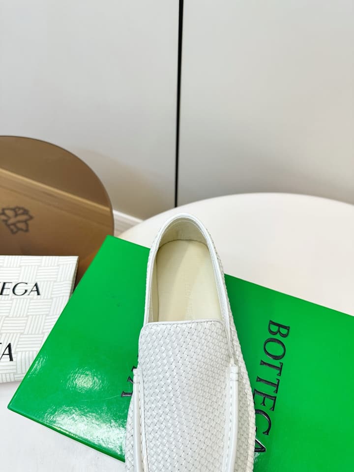 Bottega Veneta Daddy Loafer in Dark Brown