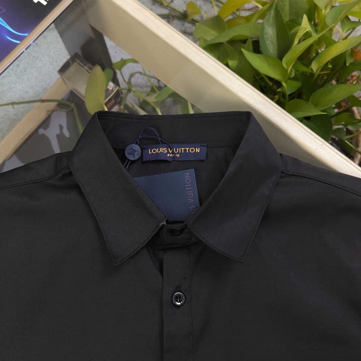Louis Vuitton Classic Pocket Embroidered Long Sleeve Shirt – 2025 Collection in Classic Black