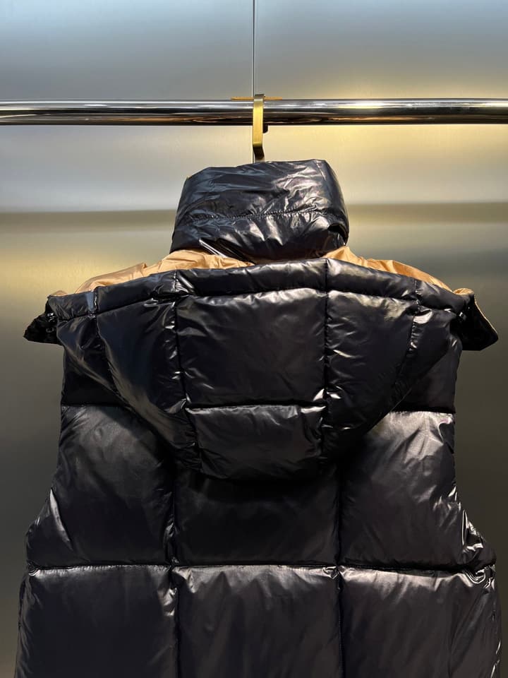 Moncler Parana Color-block Hooded Down Jacket – New Collection