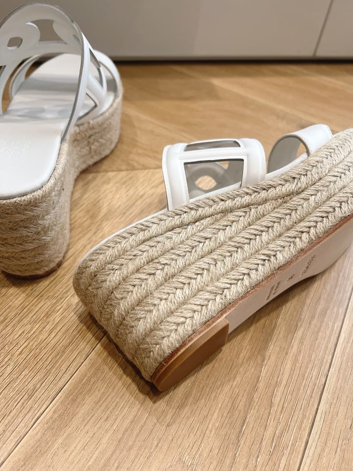 Hermès Wedge Sandals – Spring/Summer 2024 Collection in Black