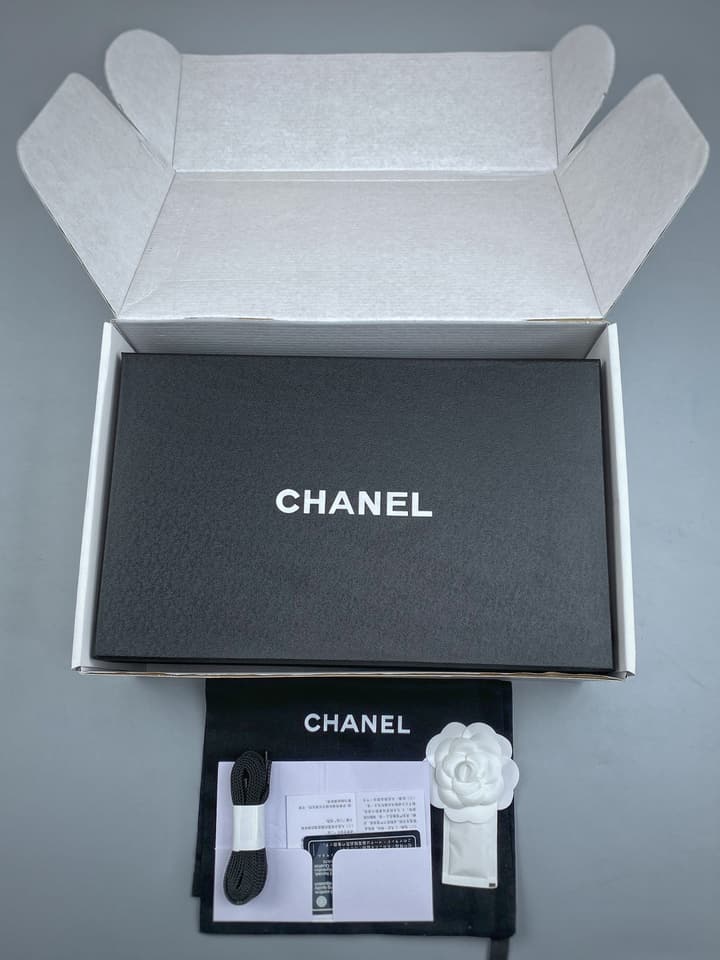 Chanel Panda German Training Sneakers – 2026 Spring/Summer Collection – 26P in Tan And White