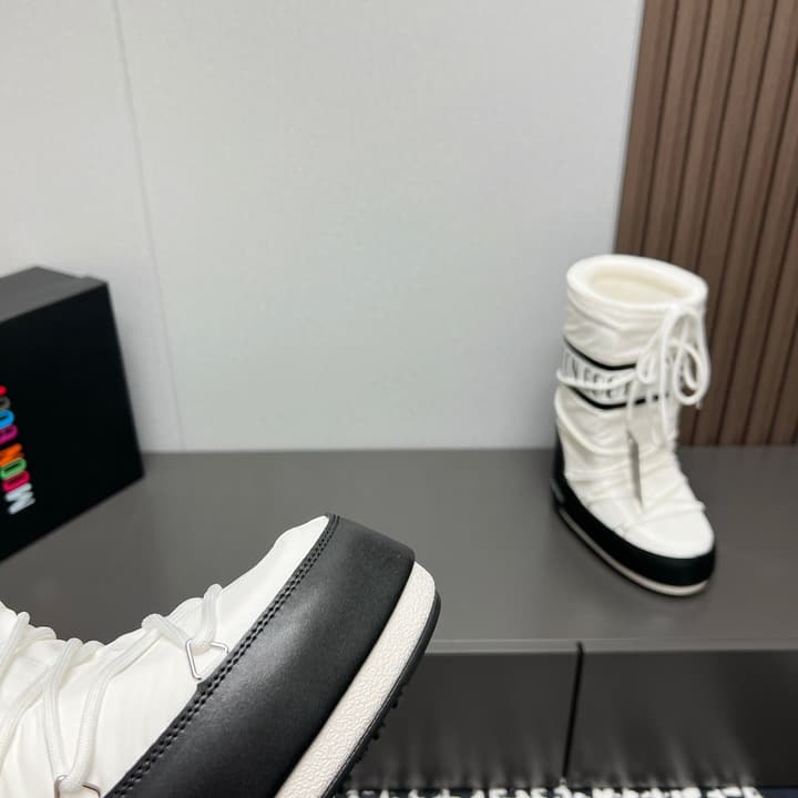 Moon Boot 2024FW Snow Boots in Matte Black