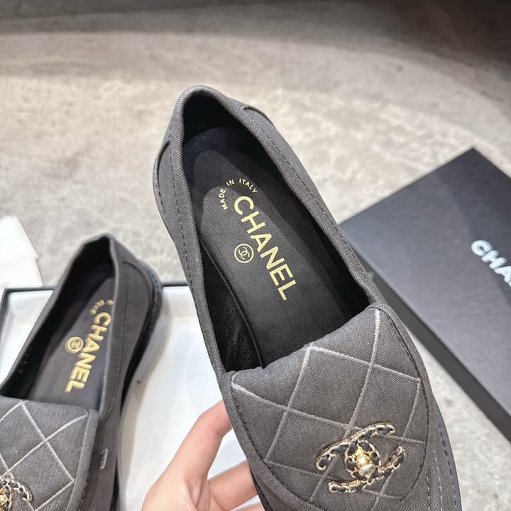 Chanel Satchel Buckle Loafers – 26B Collection