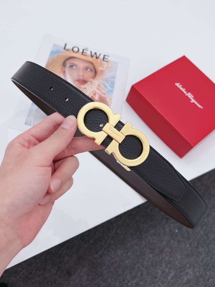Ferragamo Men's Reversible Leather Belt in Assorted Buckle Display