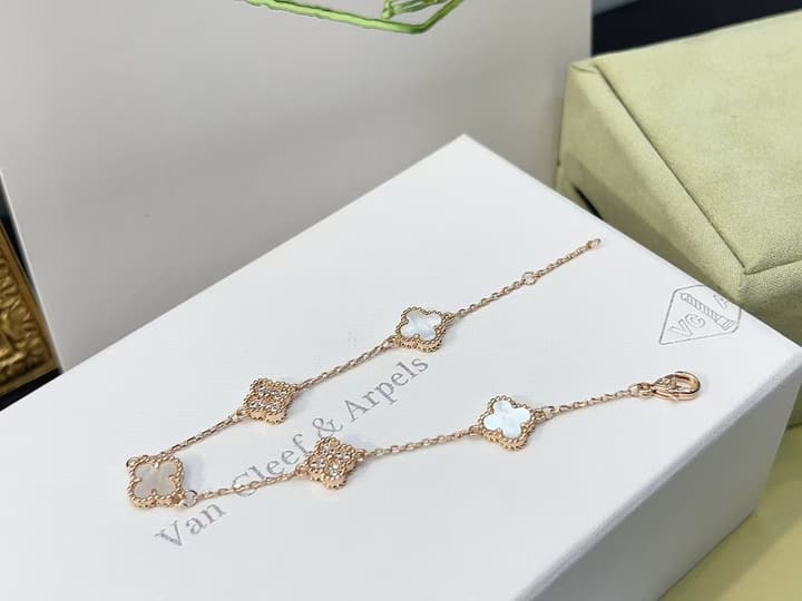Van Cleef & Arpels Vintage Alhambra Mini Bracelet in Rose Gold