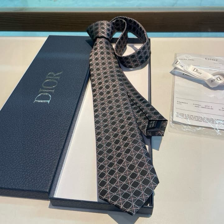 Dior Men's Silk Cannage Tie in Black
