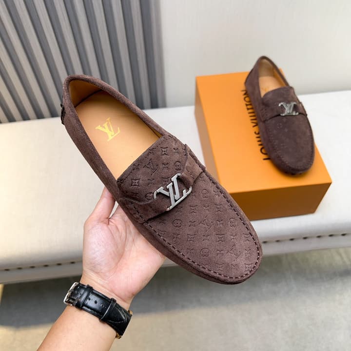 Louis Vuitton Pebbled Leather Driving Shoes in Black Textured Leather