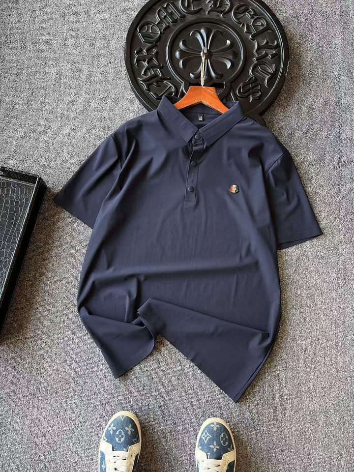 Moncler Lightweight Business Casual Seamless Polo Shirt – 2024 Collection in Black