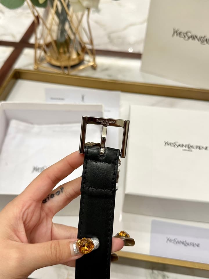 Saint Laurent Classic Leather Belt – 3.0cm