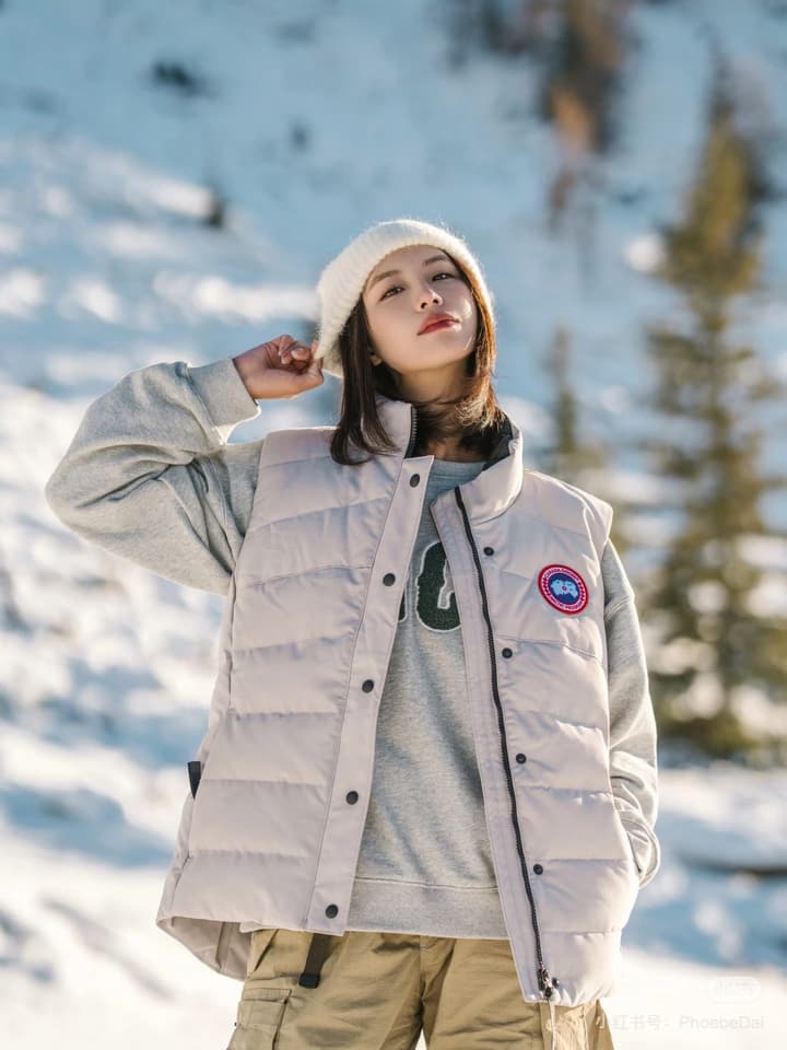 Canada Goose Unisex Down Puffer Vest – FW25 in Black