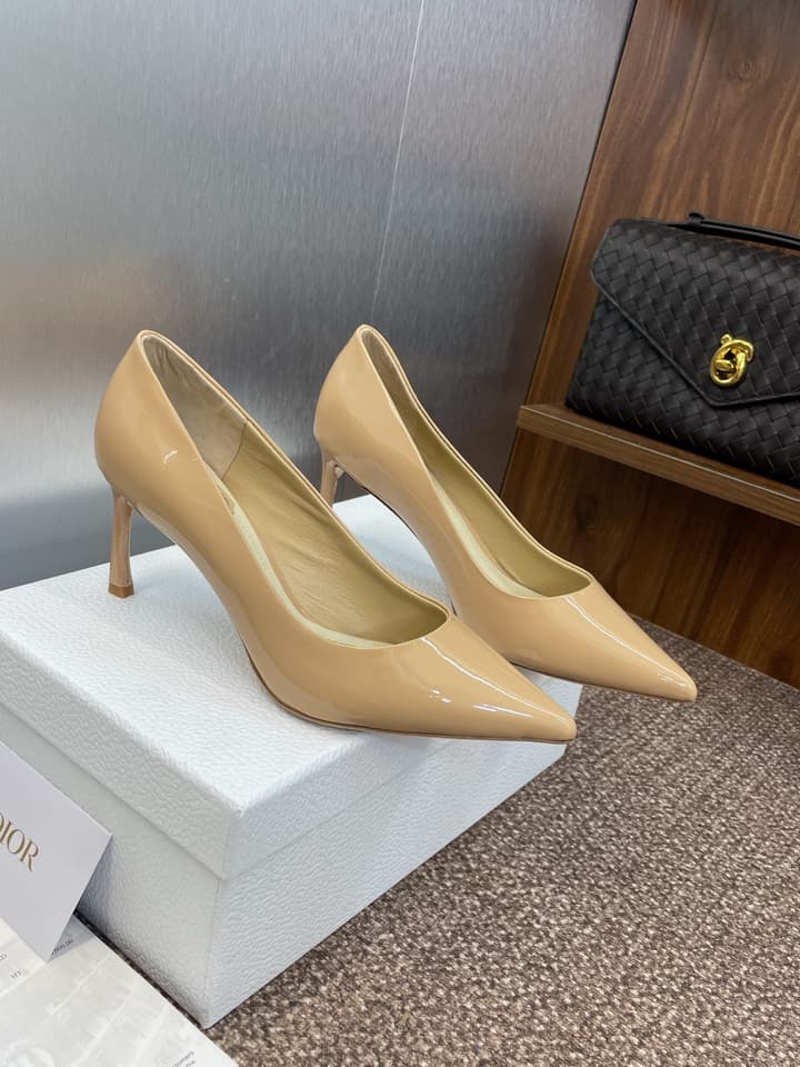Dior CD Logo Pointed Toe Pumps – 2025 Spring/Summer Haute Couture Collection in Shiny Black Flat