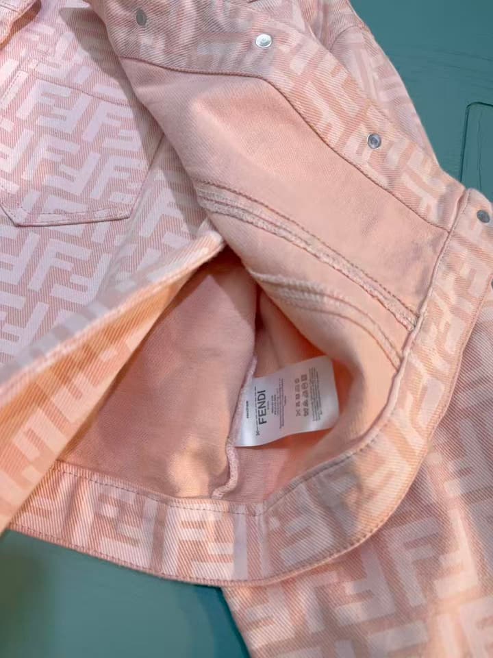 Fendi Kids Two-Piece Set (Jacket & Dress) – 2025SS in Light Pink Logo Set