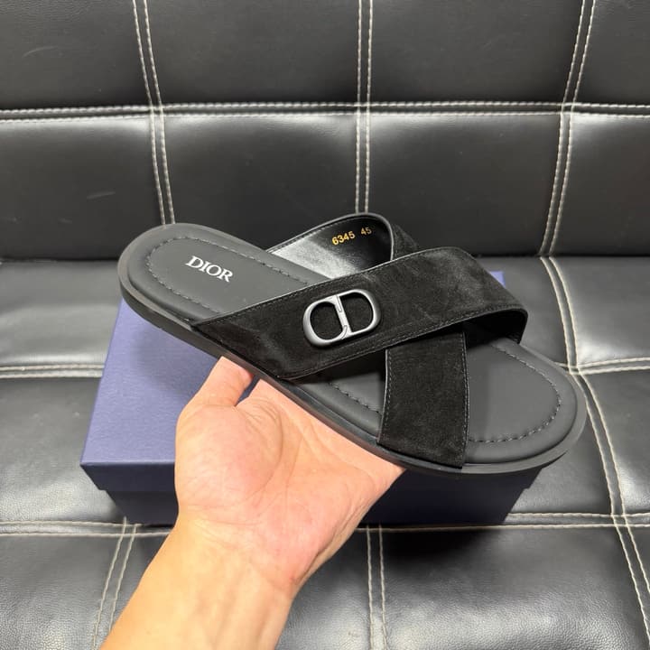 Dior Men's Pebbled Leather and Suede Slides – Spring/Summer Collection 2025 in Black Pebbled Leather Cross Strap