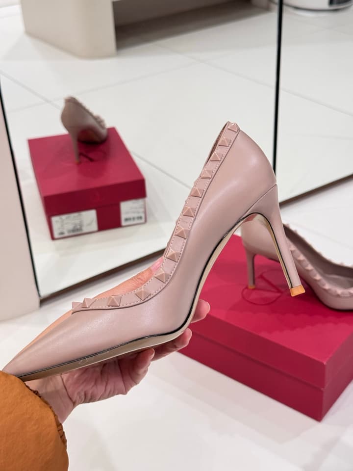 Valentino Classic High-Heel Pumps in Nude Pink Studded