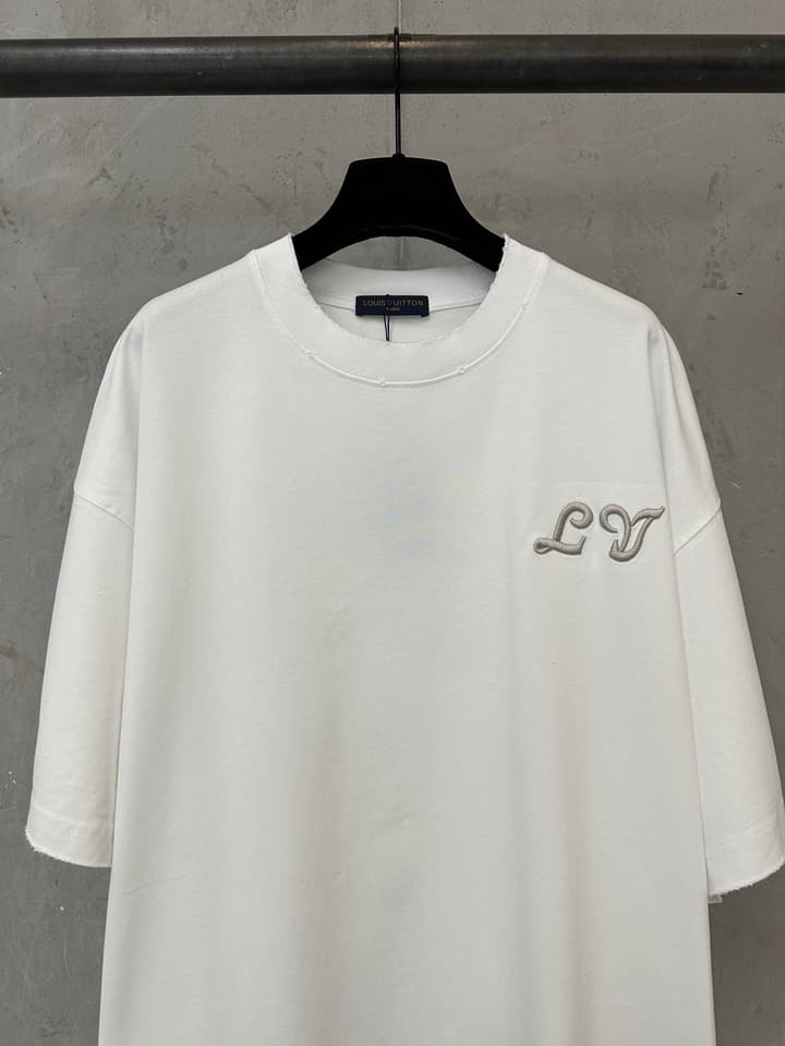 Louis Vuitton Conch Embroidery Crewneck T-Shirt – 26SS in White