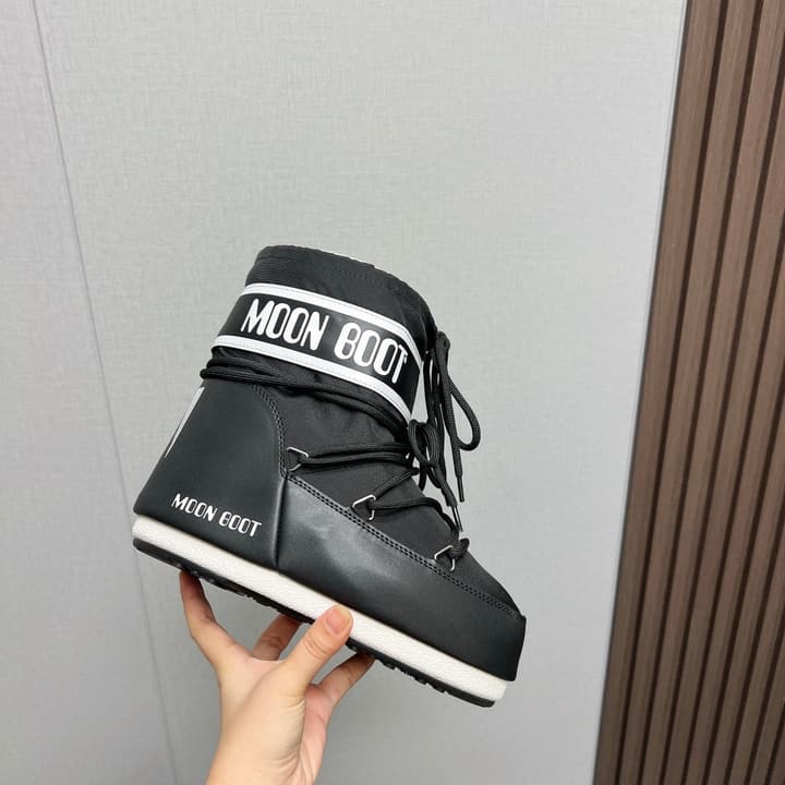 Moon Boot 2024 Autumn/Winter Platform Snow Ankle Boots – 2024FW in All Black