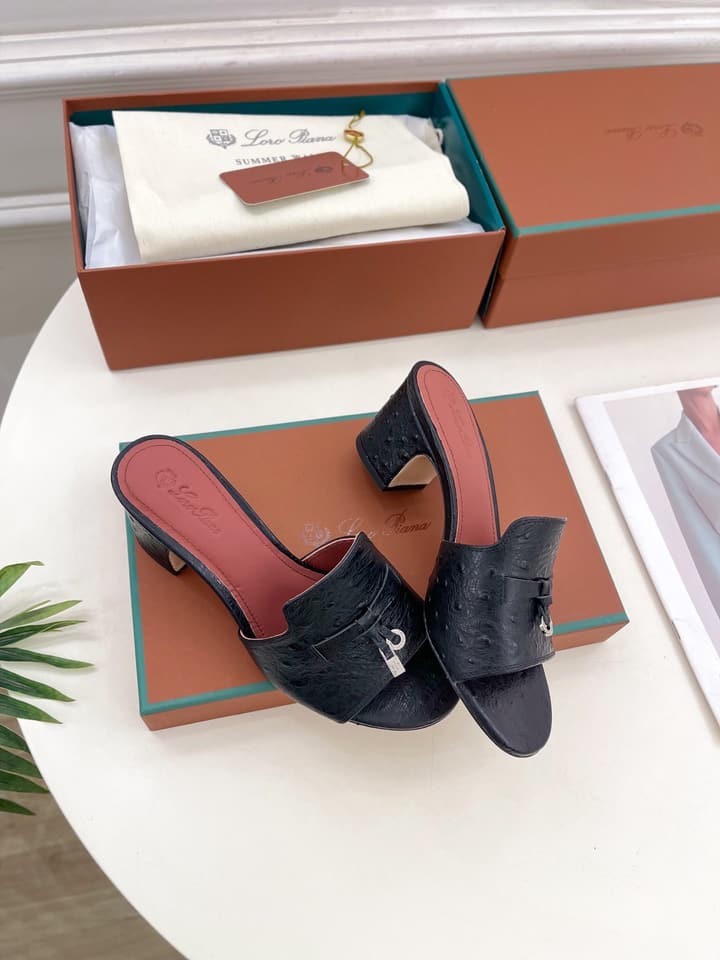 Loro Piana Summer Charms Ostrich Mules – 2025 Spring/Summer Collection in Black