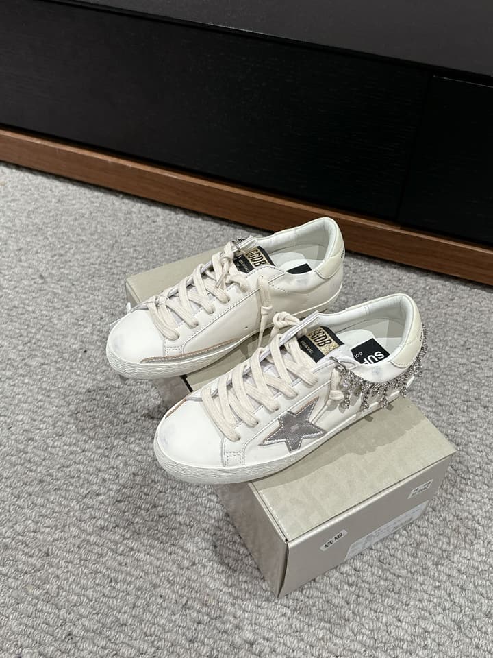 Golden Goose Distressed Sneakers – 2024 Spring/Summer Collection