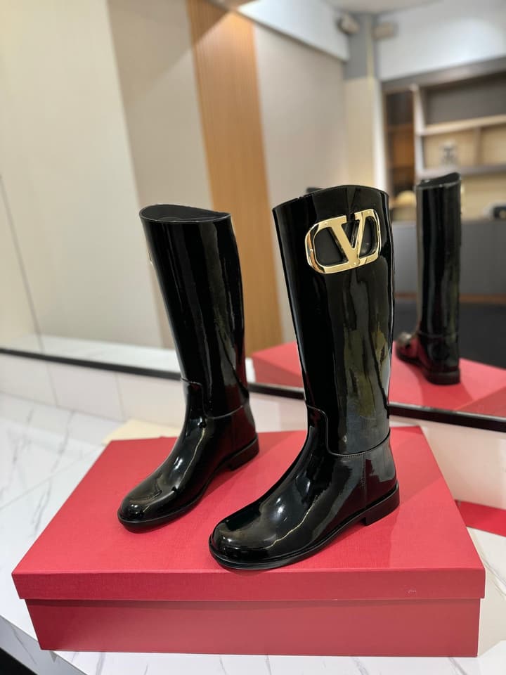 Valentino Garavani VLogo Type Rosso Slip-On Boots
