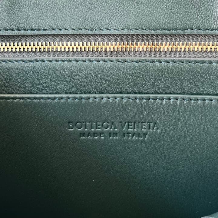 Bottega Veneta Andiamo Handbag in Charcoal Grey