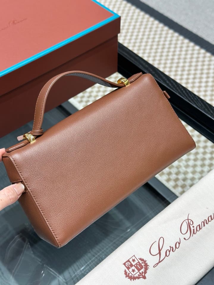 Loro Piana Extra Bag L23