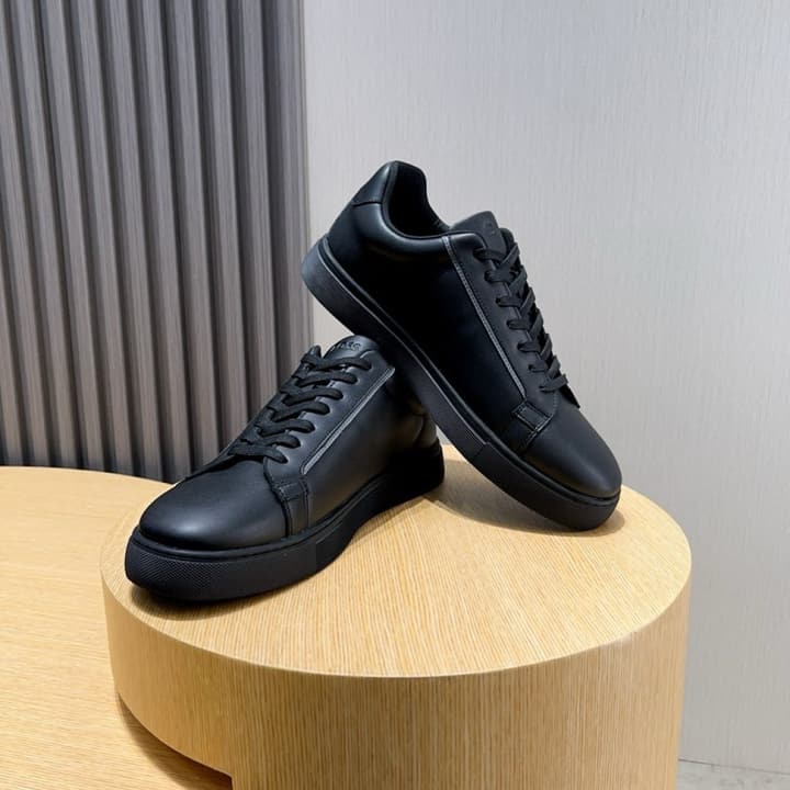 Boss Classic Driving Shoes in Black With Polished Toe