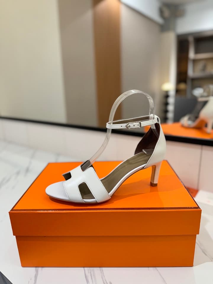 Hermès Classic Smooth Cowhide Heels – 6.5cm in All White