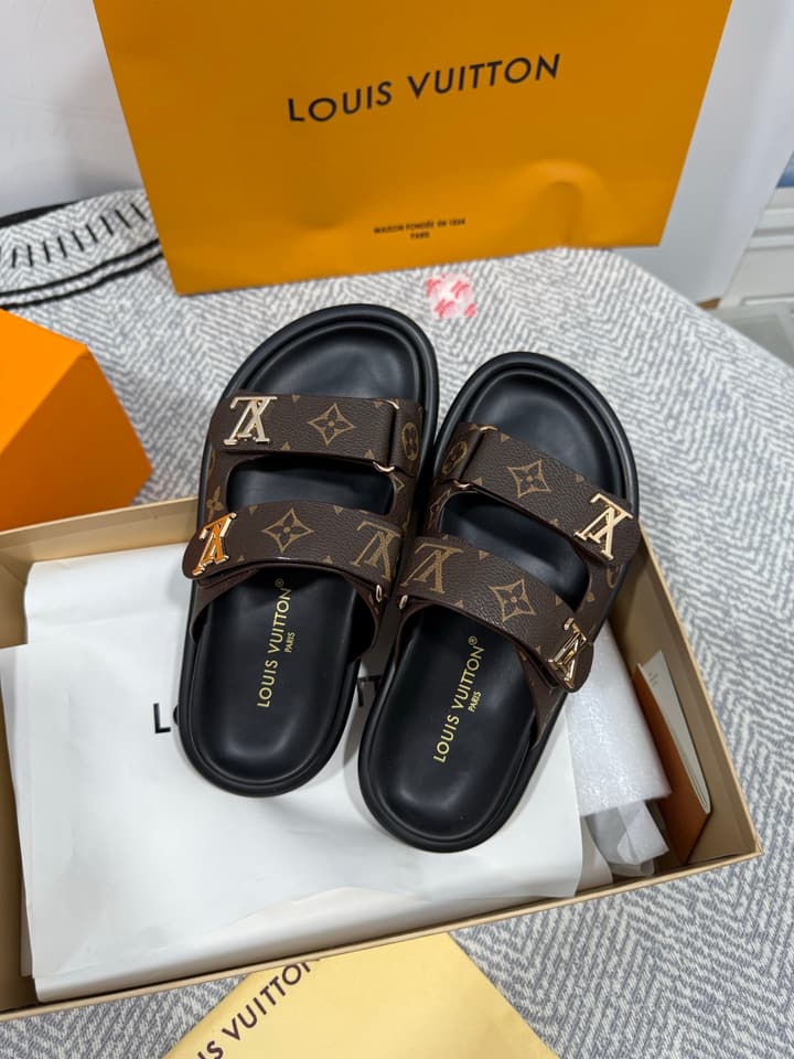 Louis Vuitton Velcro Platform Slippers – Spring/Summer 2024 in Monogram Black