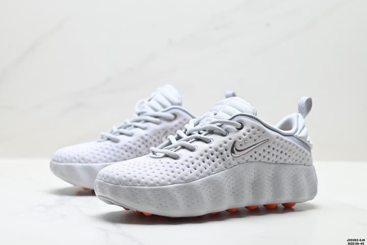 Nike Mind 002 Technology Training Shoes in Black