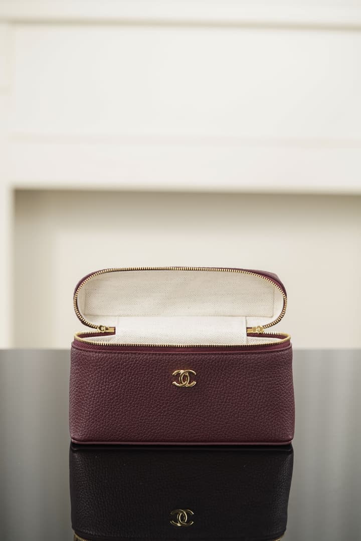 Chanel 26A LP Box Bag – 26A Collection