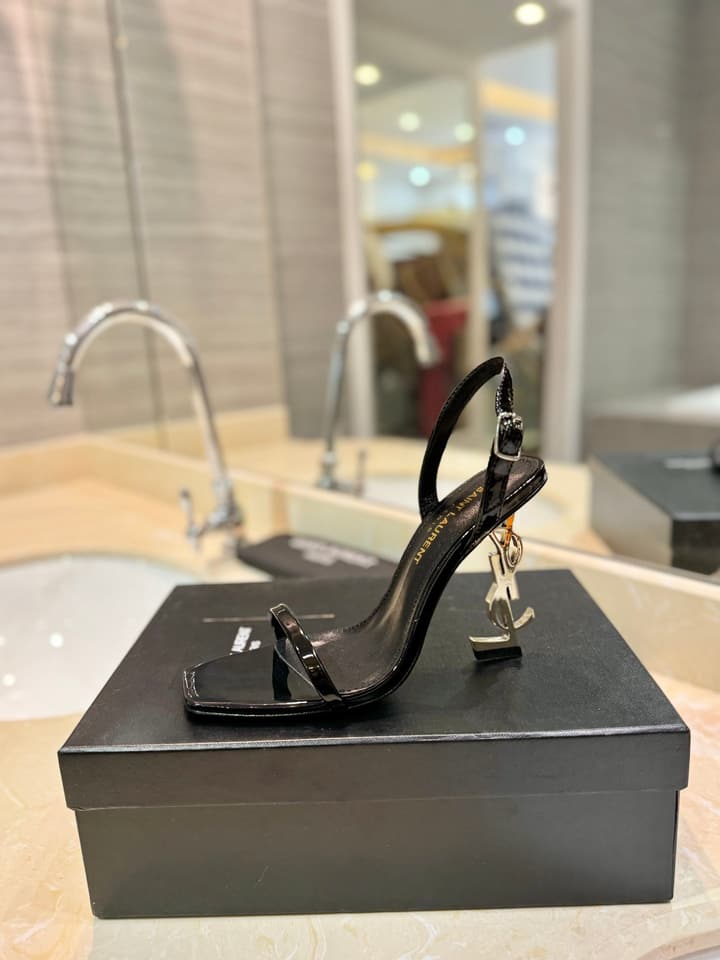 Saint Laurent YSL Logo Heeled Sandals in Apricot Patent
