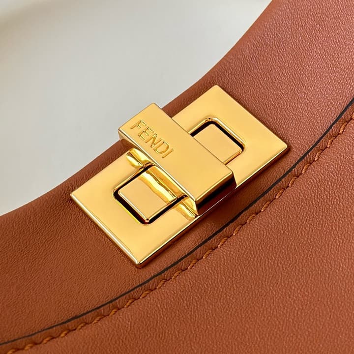 Fendi Peekaboo Classic Handbag in Caramel Brown Leather