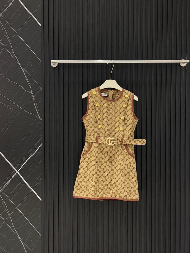 Gucci GG Retro Monogram Sleeveless Dress – Spring/Summer Collection in Apricot