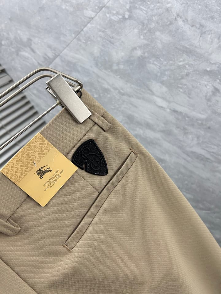 Burberry Tailored Casual Trousers – 2025SS in Camel Brown