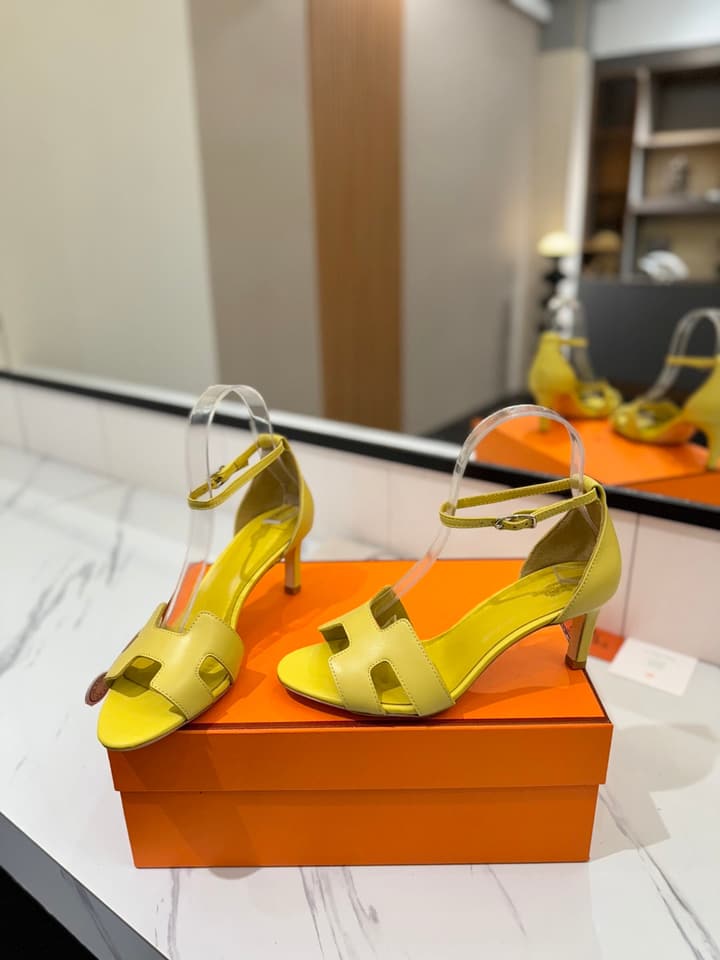 Hermès Classic Smooth Cowhide Heels – 6.5cm in All White