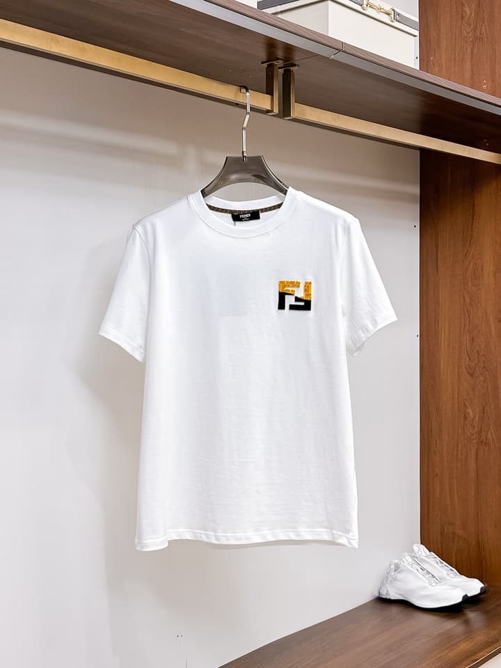 Fendi Classic Logo T-Shirt – Spring/Summer Collection – 2025 in Black
