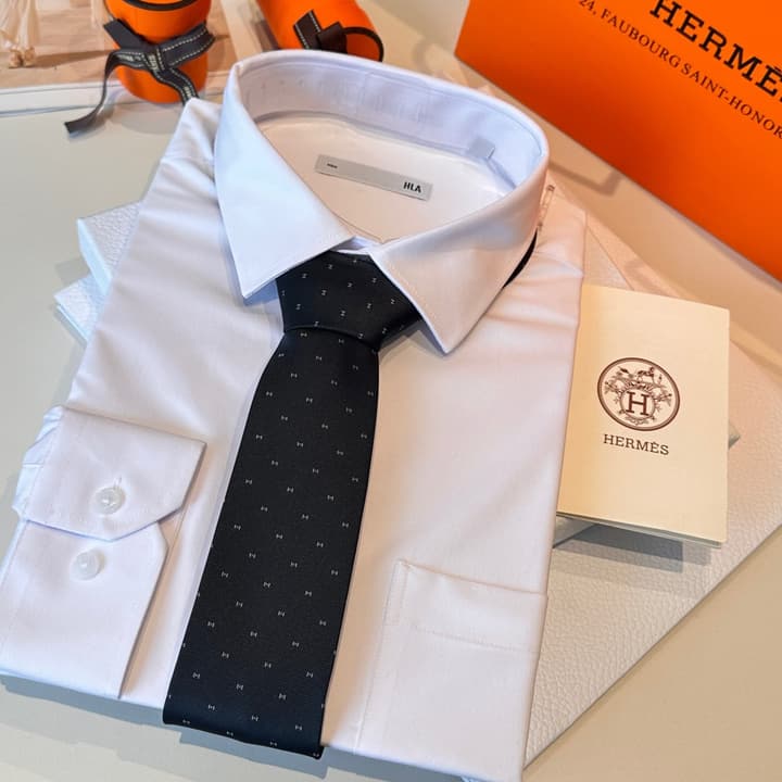 Hermès Men's Silk Tie in Burnt Orange Brown