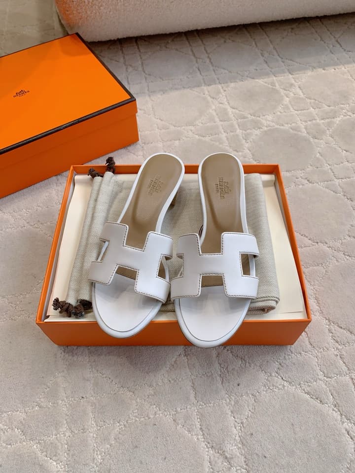 Hermès H-Heeled Sandals in Tan