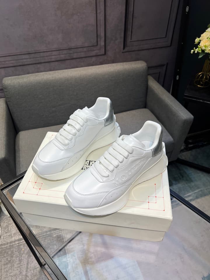 Alexander McQueen White Silk Leather Platform Sneakers in Black