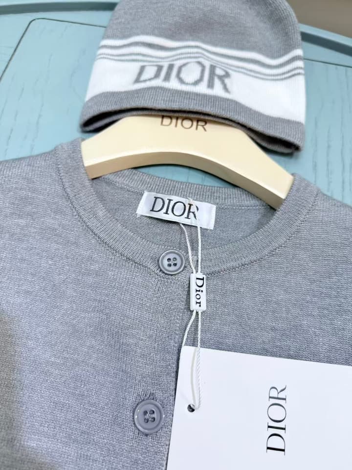Dior Infant Cashmere Blend Three-Piece Set – Kids Collection – 2025SS in Light Grey Three-piece Set